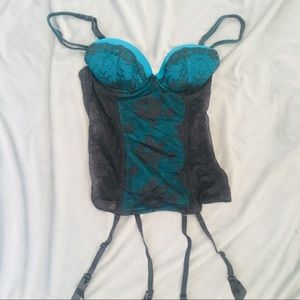 Black lace and turquoise corset